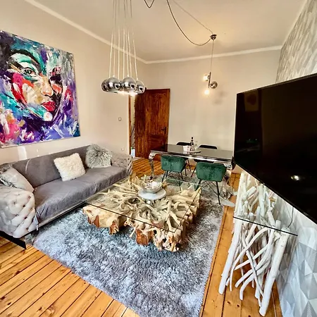 City Center Design 3 Bedroom Apartment