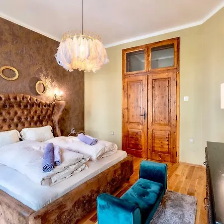 City Center Design 3 Bedroom Apartment Sofia